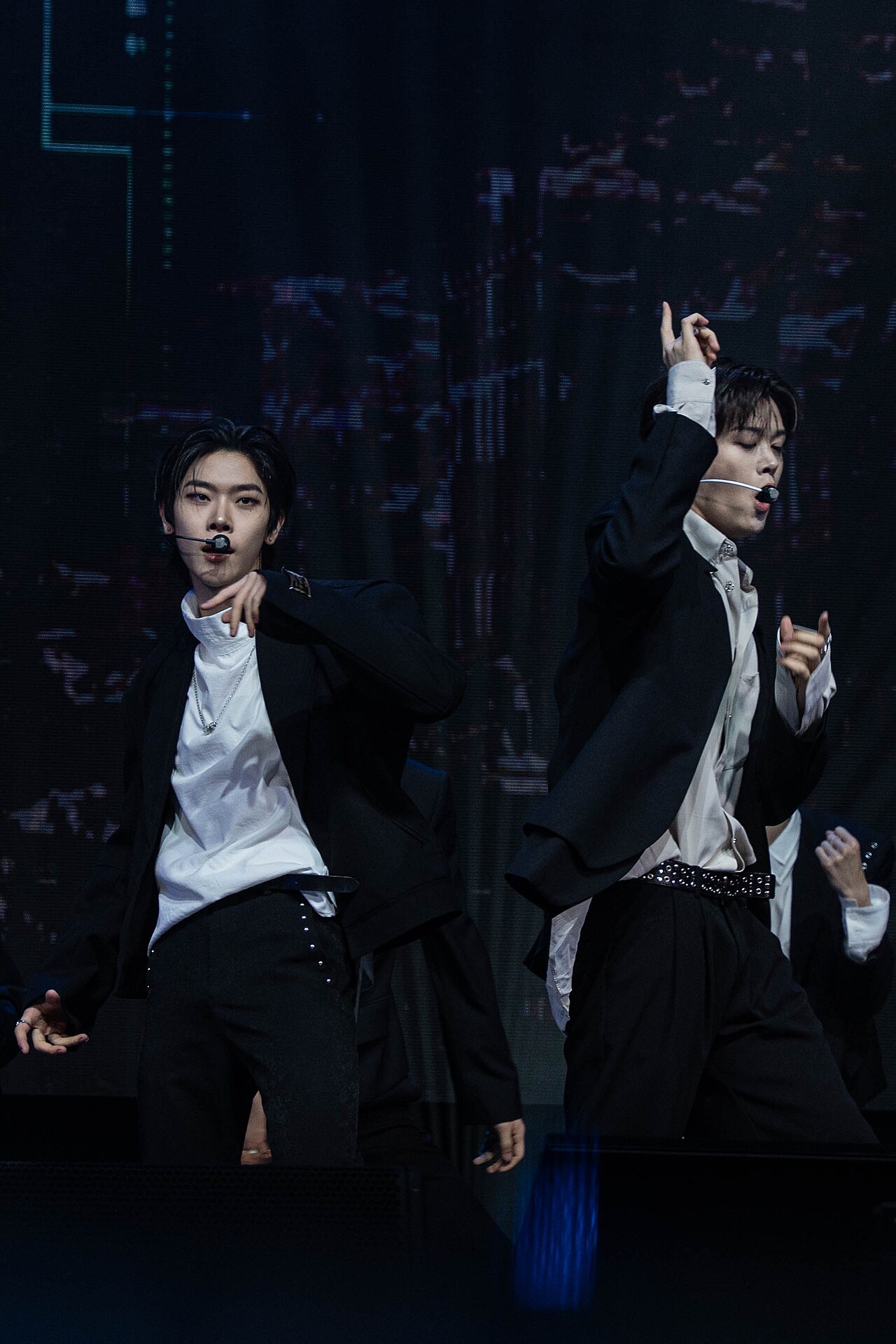 Sign Language Idols, Limited Edition Fan Cards, and Award Show Lineups: Your K-Pop Update